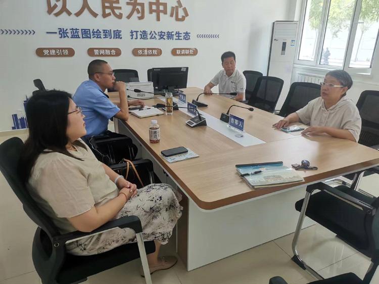 行新时代“枫桥经验”的鲜活样本人生就是搏“亚楠调解室”：践(图3)