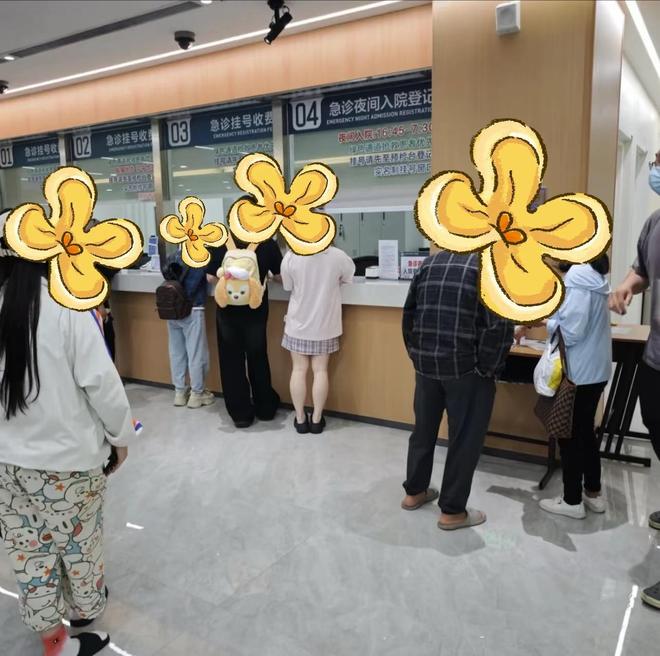 成疑！兔帽女是否打小孩成最大争议尊龙凯时迪士尼情侣现身医院伤势(图14)